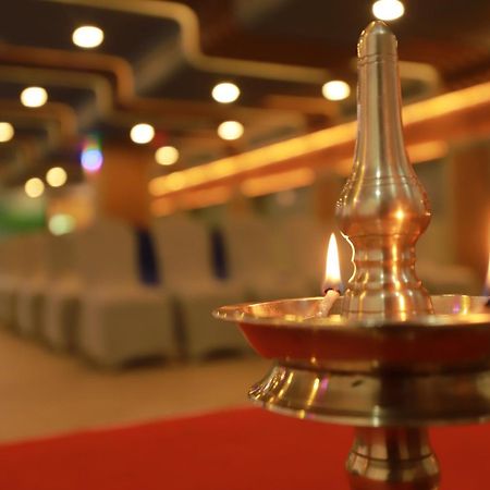 Bhavanam Regency Guruvayoor Guruvāyūr エクステリア 写真