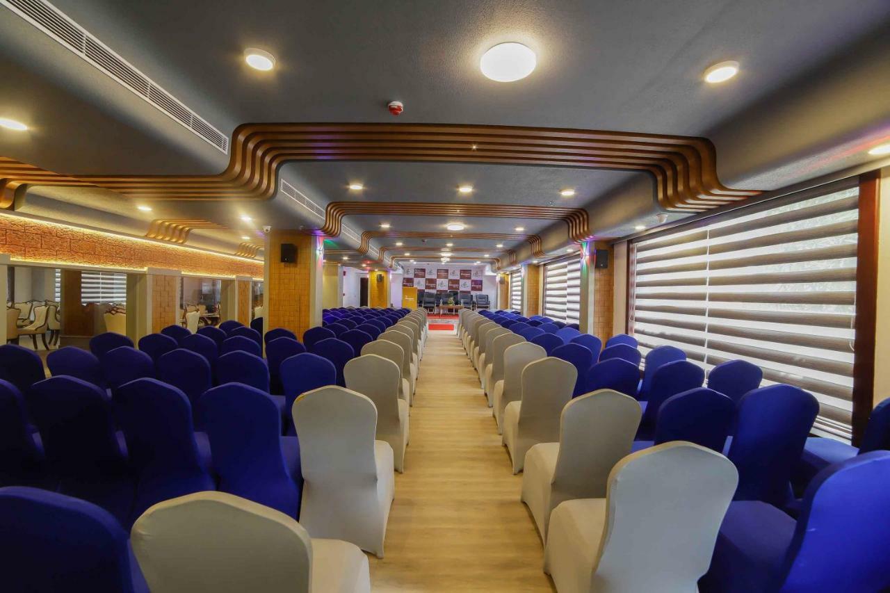 Bhavanam Regency Guruvayoor Guruvāyūr エクステリア 写真
