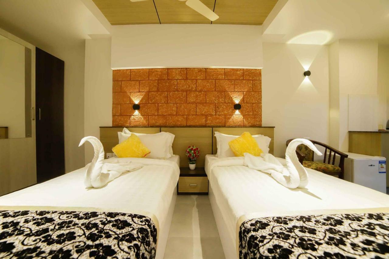 Bhavanam Regency Guruvayoor Guruvāyūr エクステリア 写真