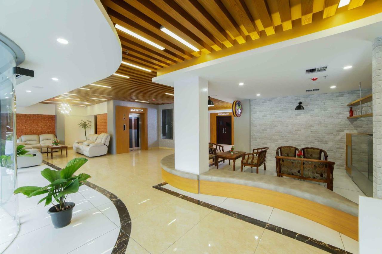 Bhavanam Regency Guruvayoor Guruvāyūr エクステリア 写真